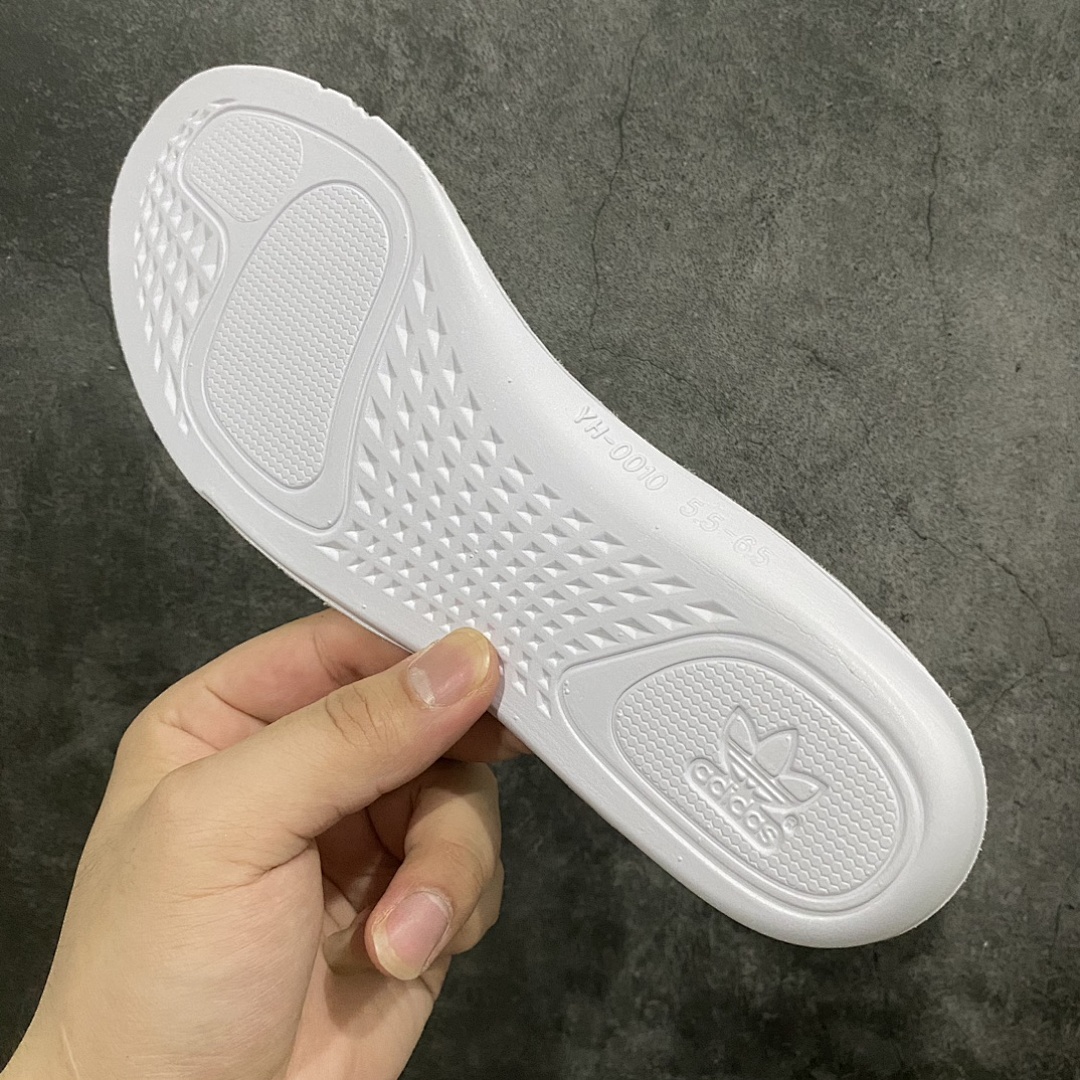 Adidas Yeezy 350 - Image 11