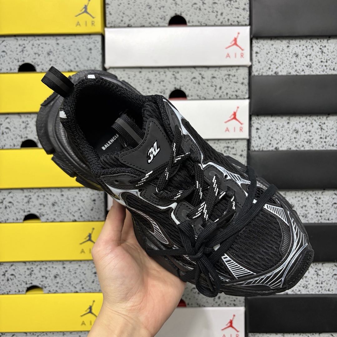 Balenciaga BLCG 3XL - Image 10