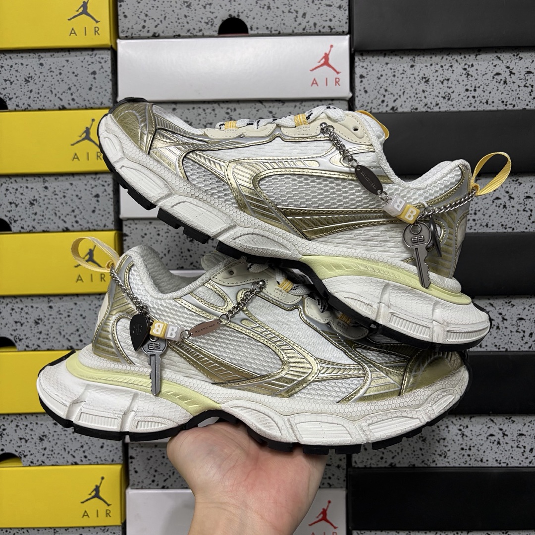 Balenciaga 3XL - Image 11