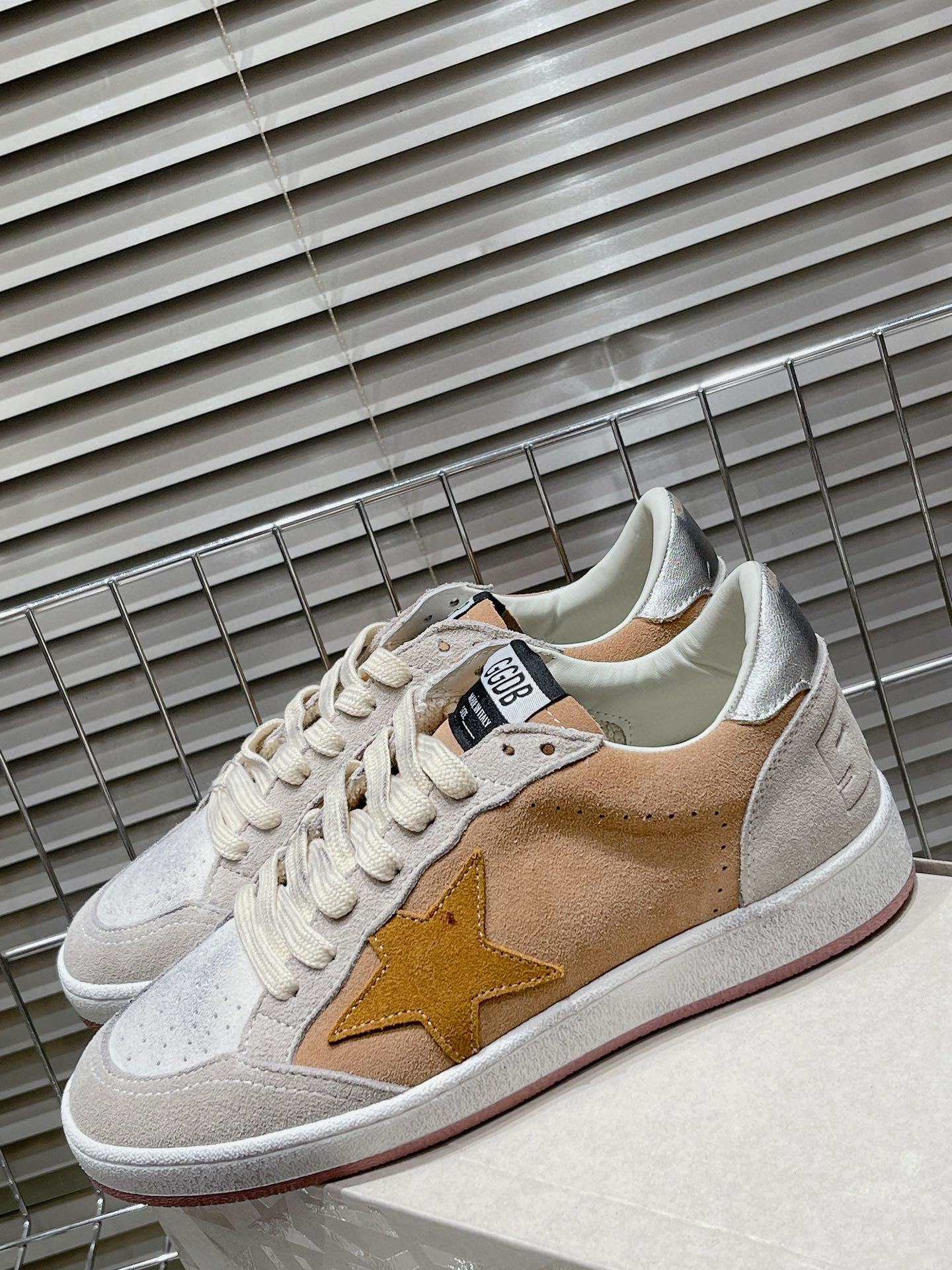 Golden Goose Deluxe Brand 29 - Image 10