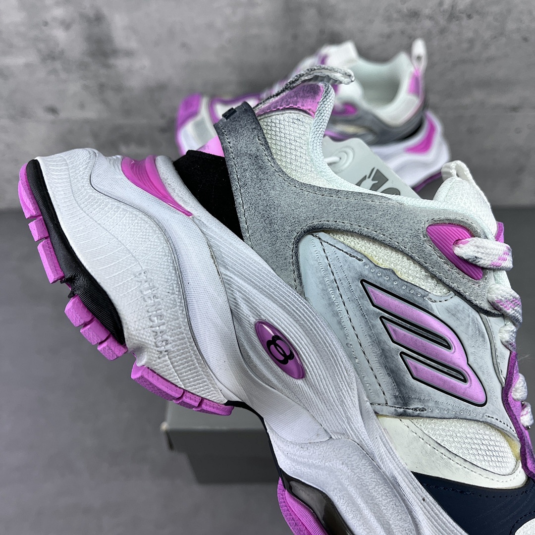 Balenciaga Cargo - Image 20