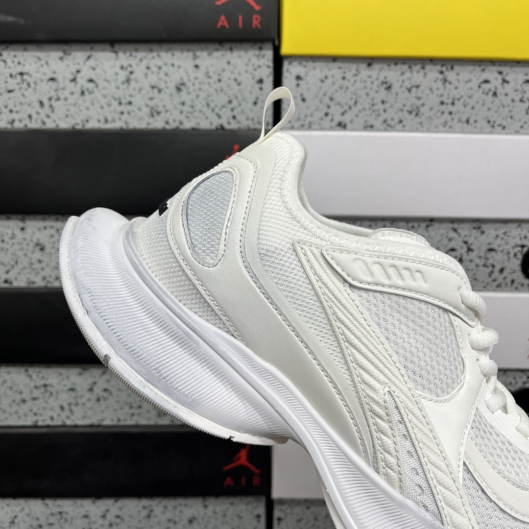 Balenciaga Circuit - Image 21