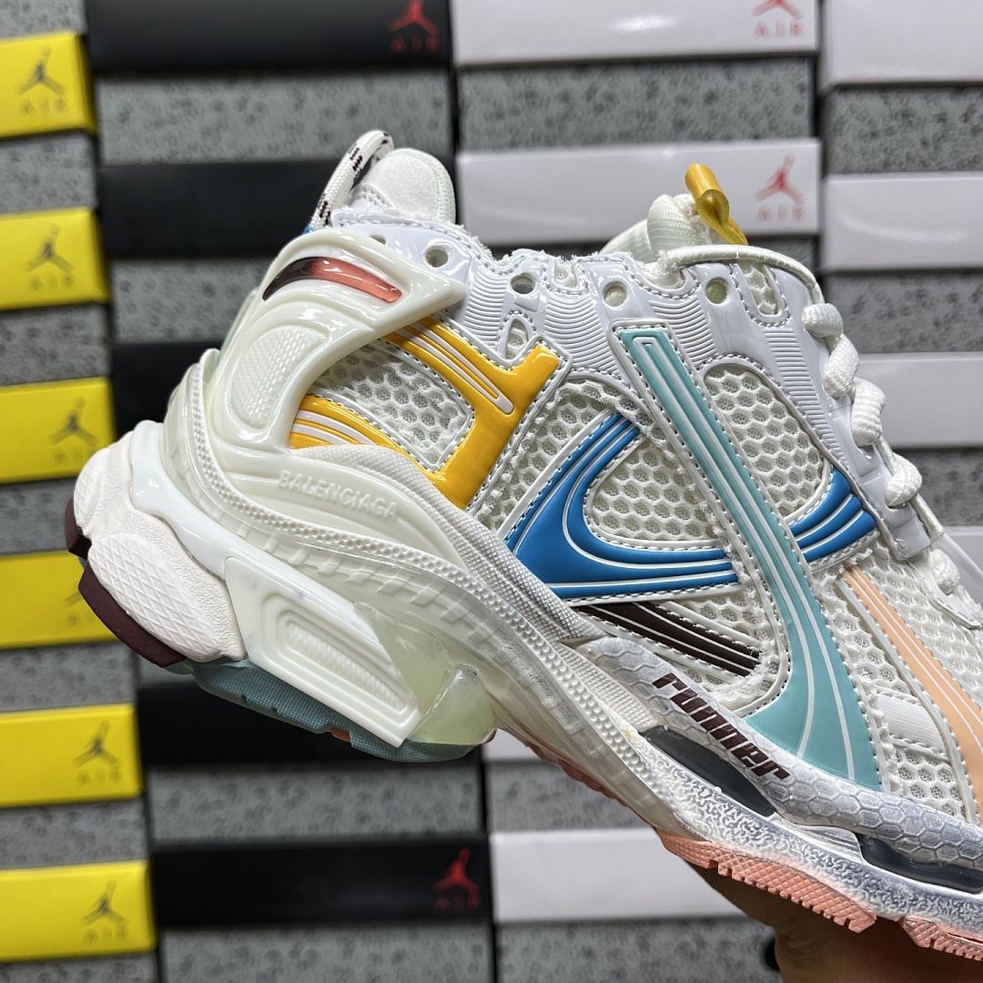 Balenciaga BLCG Runner 7.5 - Image 3