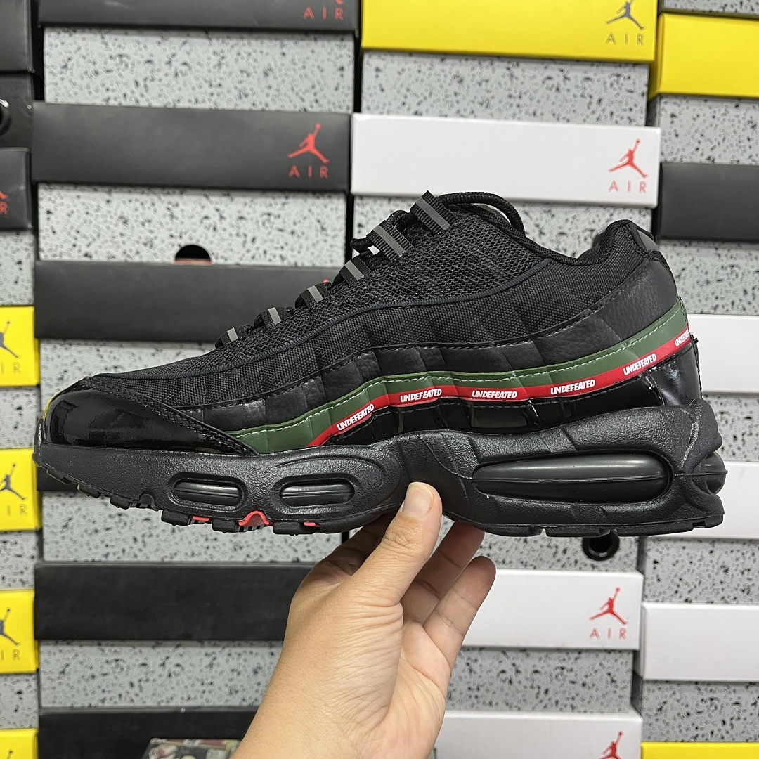 Nike Air Max 95 SP Undefeated Black IB4453-001 - Image 5