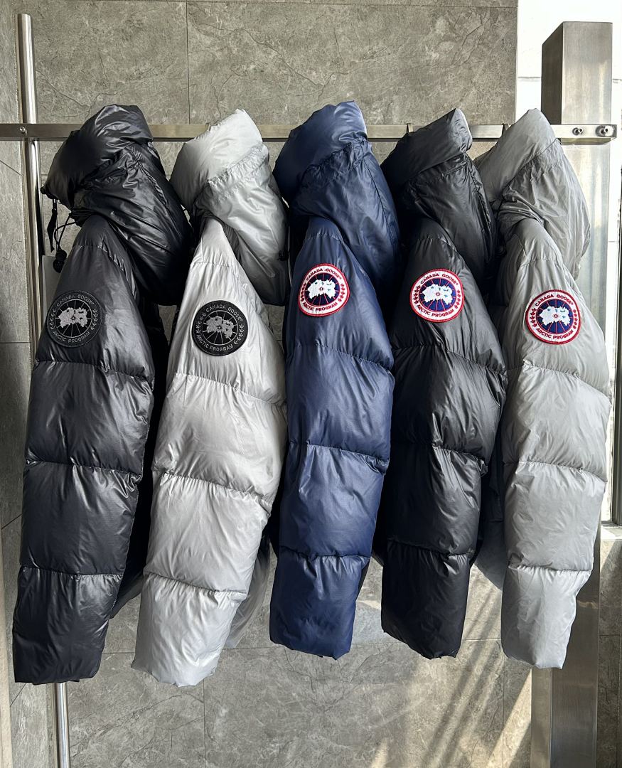 Canada Goose Crofton Puffer Jacket - Image 5