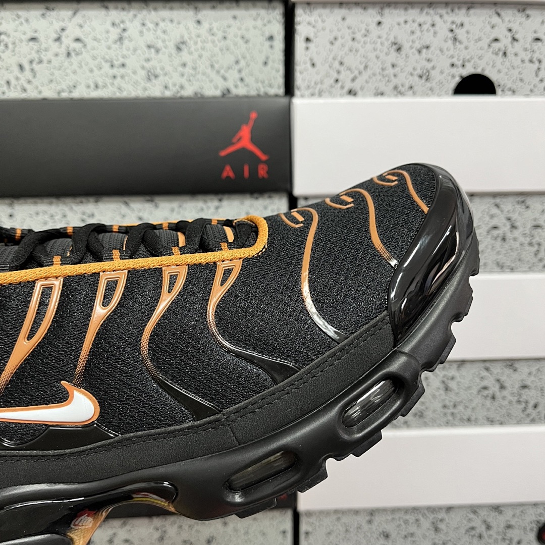 Nike Air Max Plus Dark Obsidian Monarch - Image 9