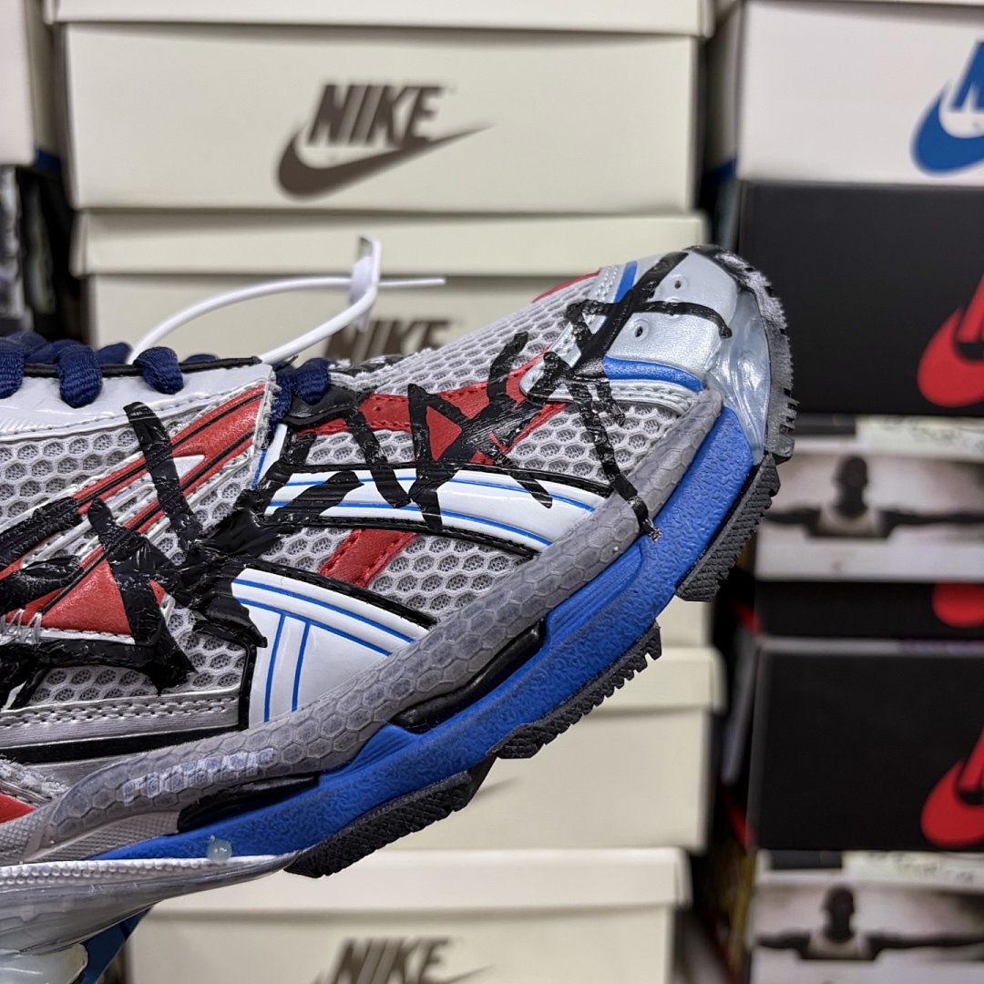 Balenciaga BLCG Runner7.0 - Image 28