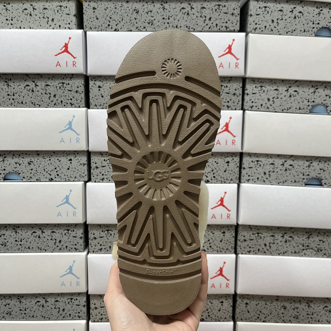 UGG Funkette -2551 - Image 9
