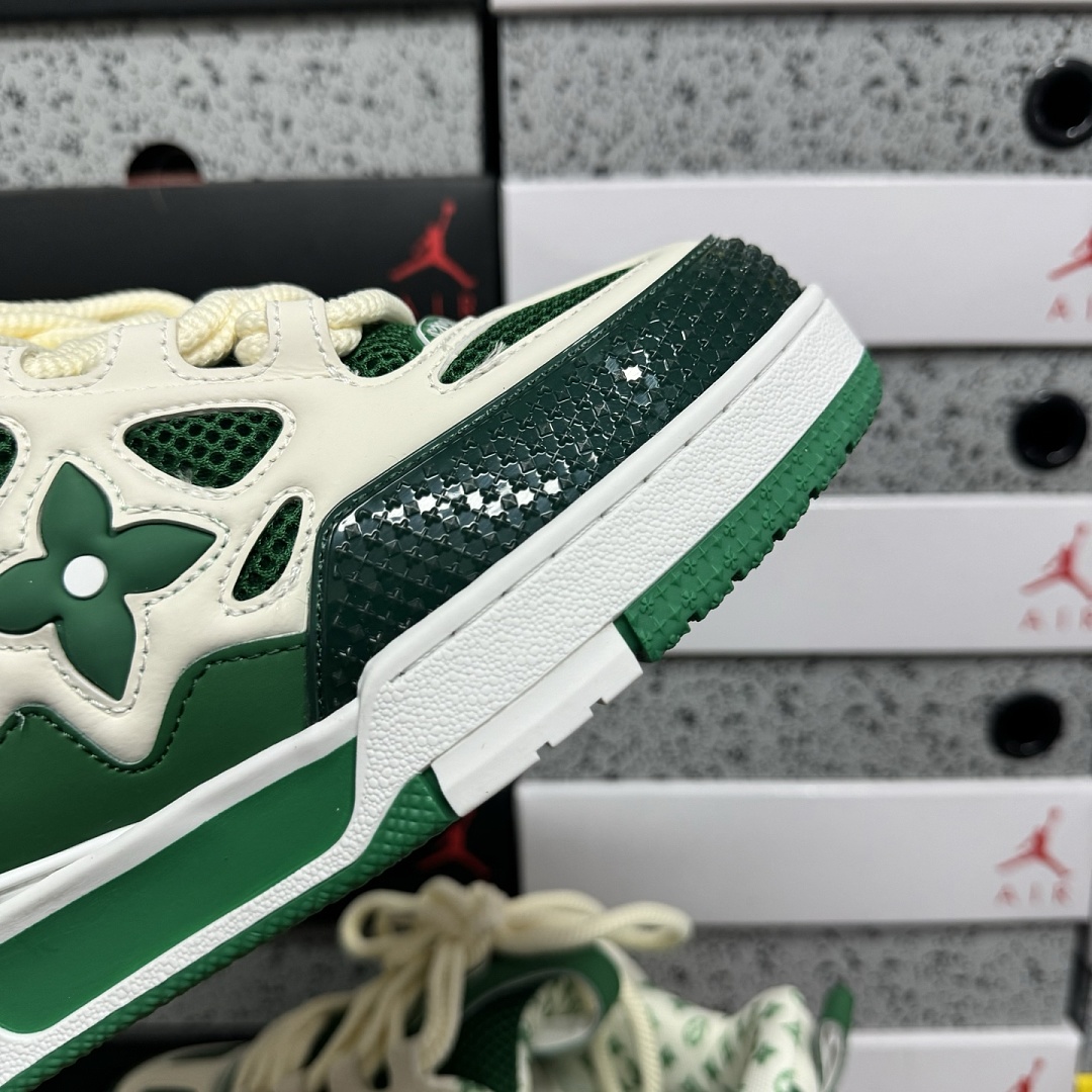 Louis Vuitton Skate Sneaker V3-7 - Image 5