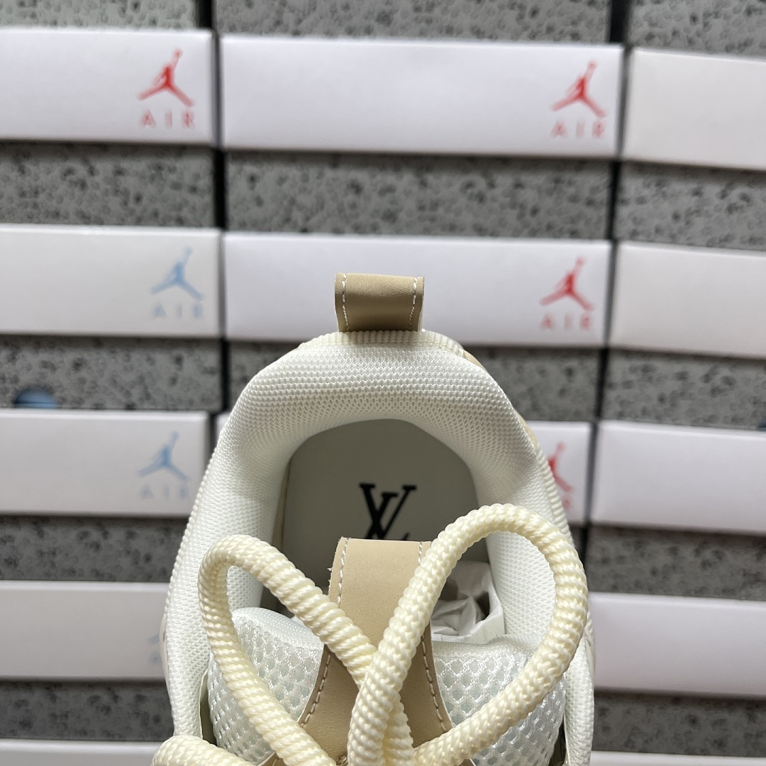 Louis Vuitton Skate Sneaker V3-1 - Image 8