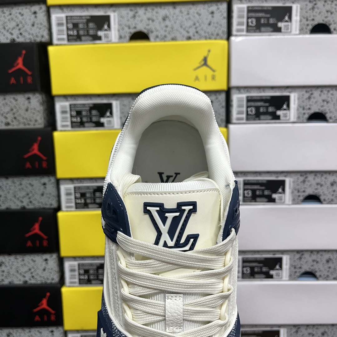 Louis Vuitton Trainer 1-07 - Image 6