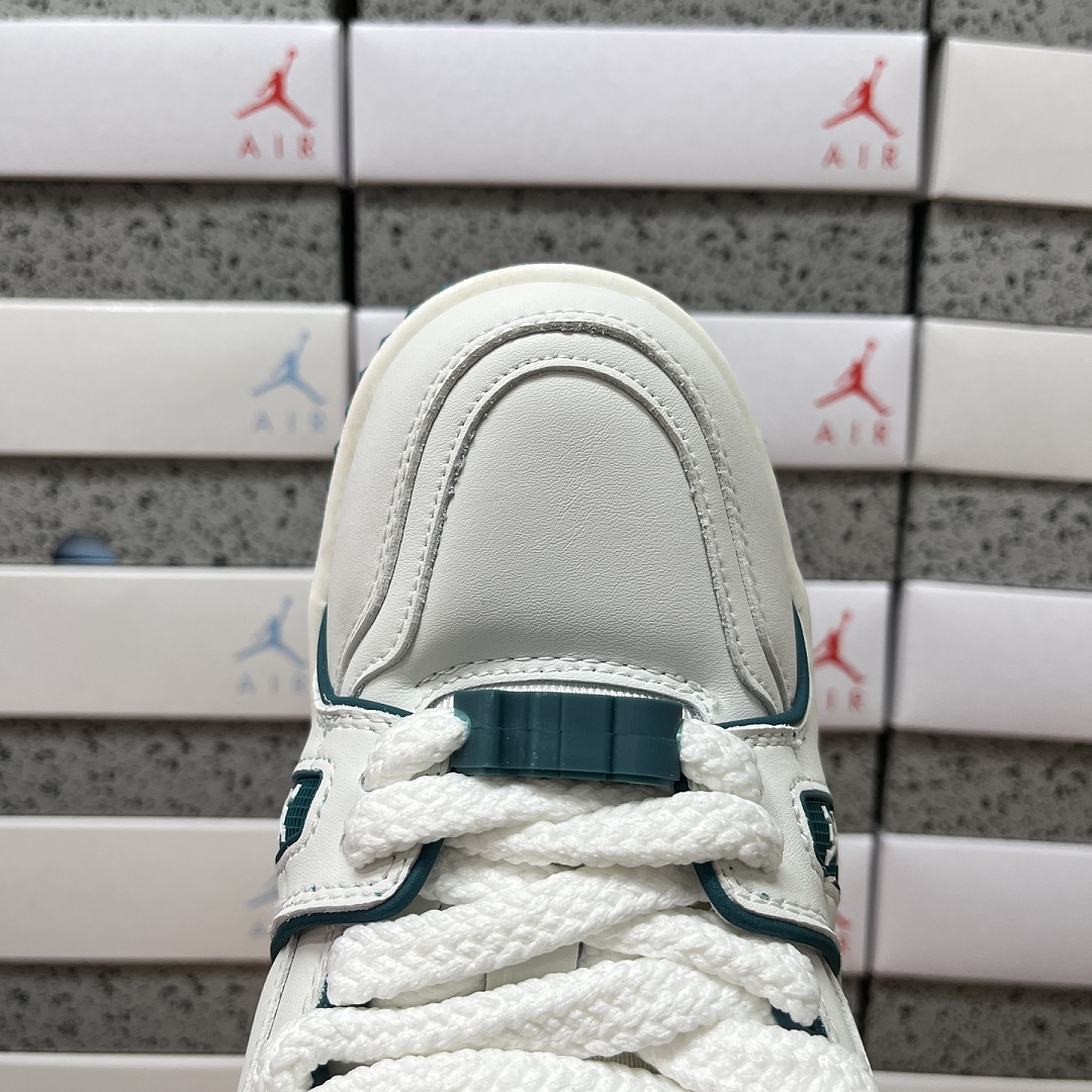 Louis Vuitton Trainer Maxi (White) - Image 2