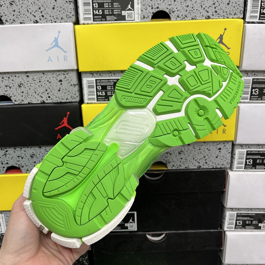 Balenciaga BLCG Runner 7.0 - Image 6