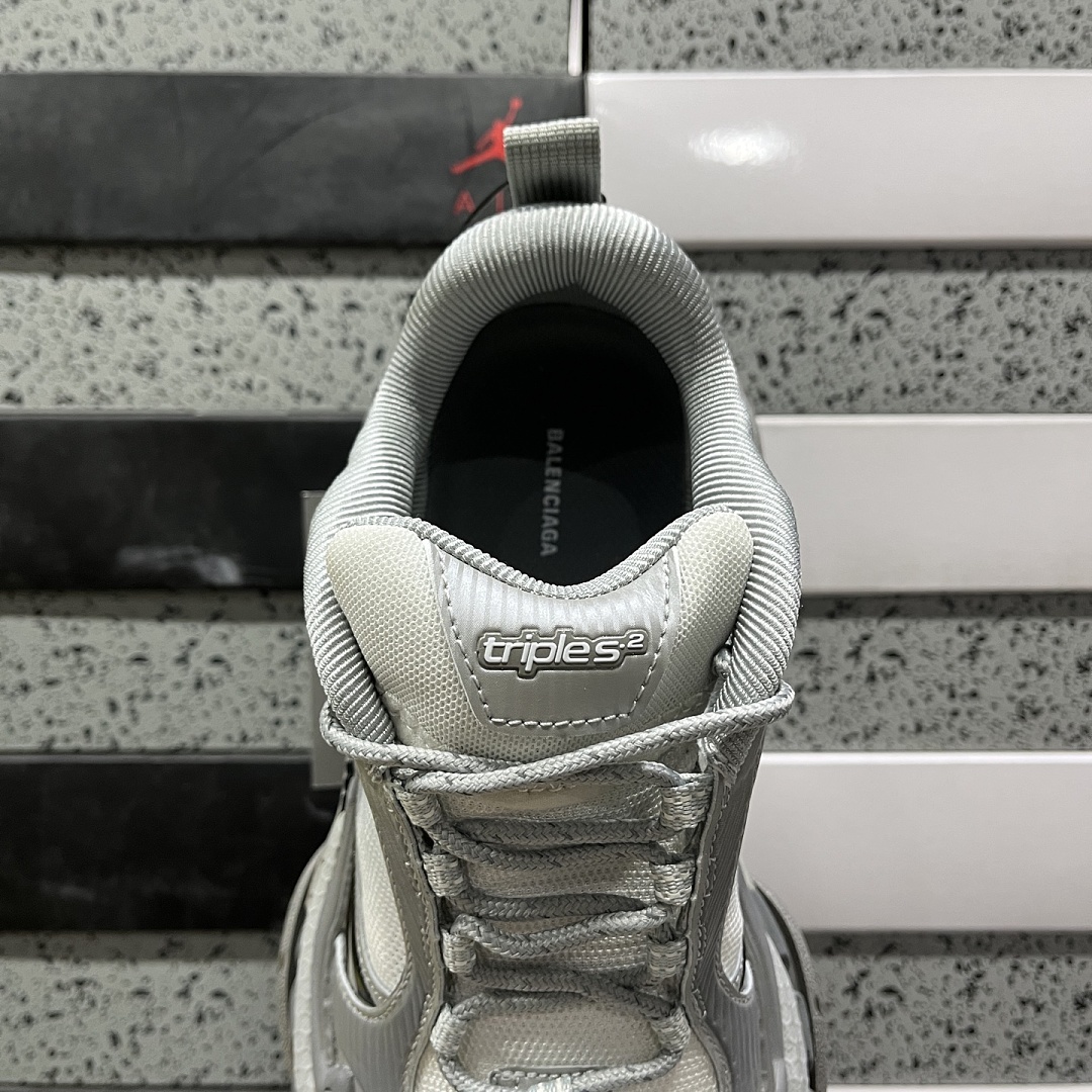 Balenciaga Triple S 2 - Image 3