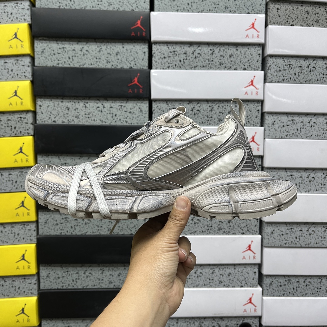 Balenciaga BLCG 3Xl - Image 107