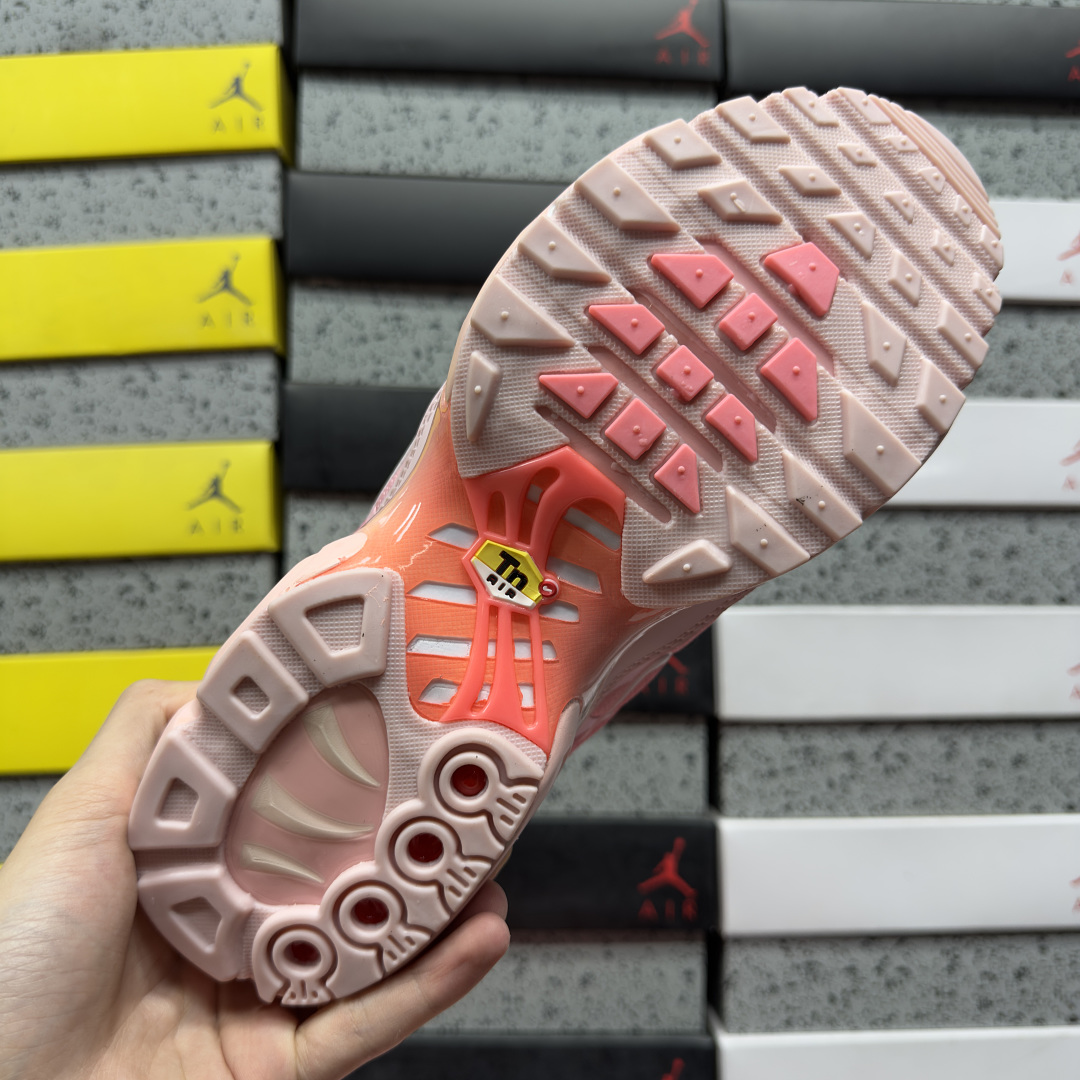 Nike Air Max Plus - Image 5