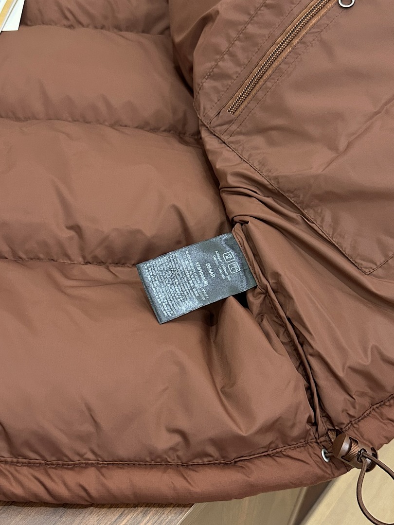 Chanel The North Face 1996 Retro Nuptse 700 Fill Packable Jacket - Image 79