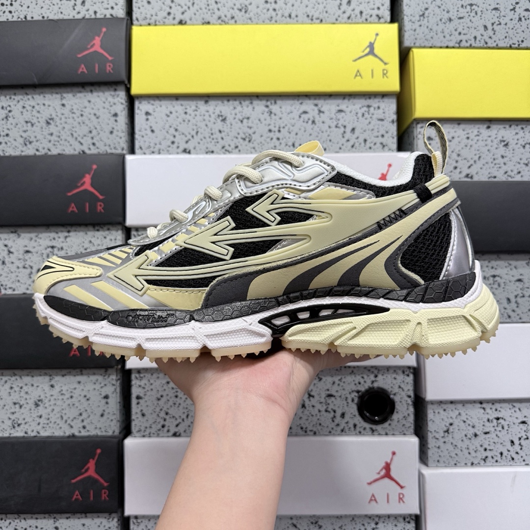 Off-White Be Right Back - Image 3