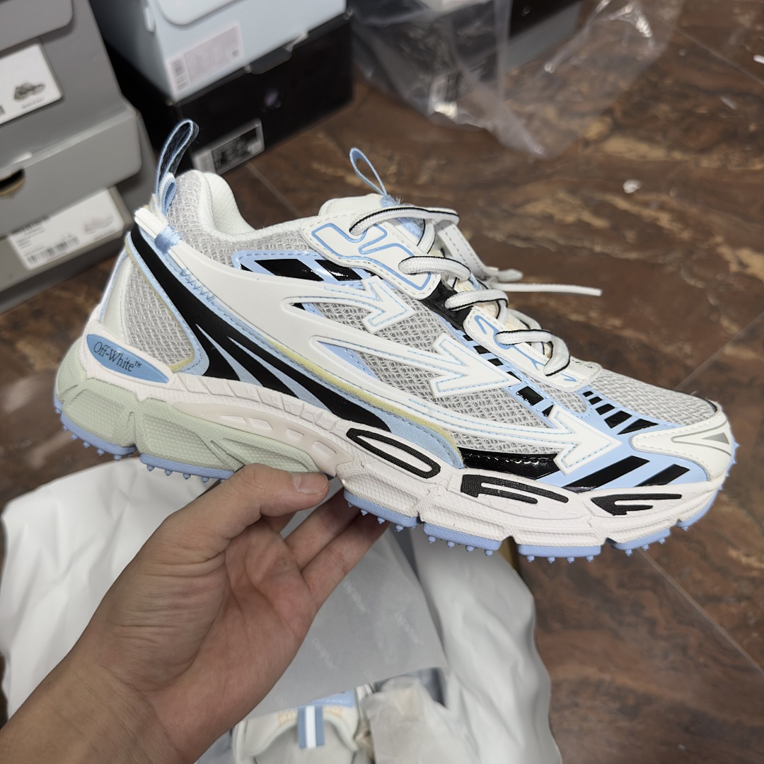Off-White Be Right Back