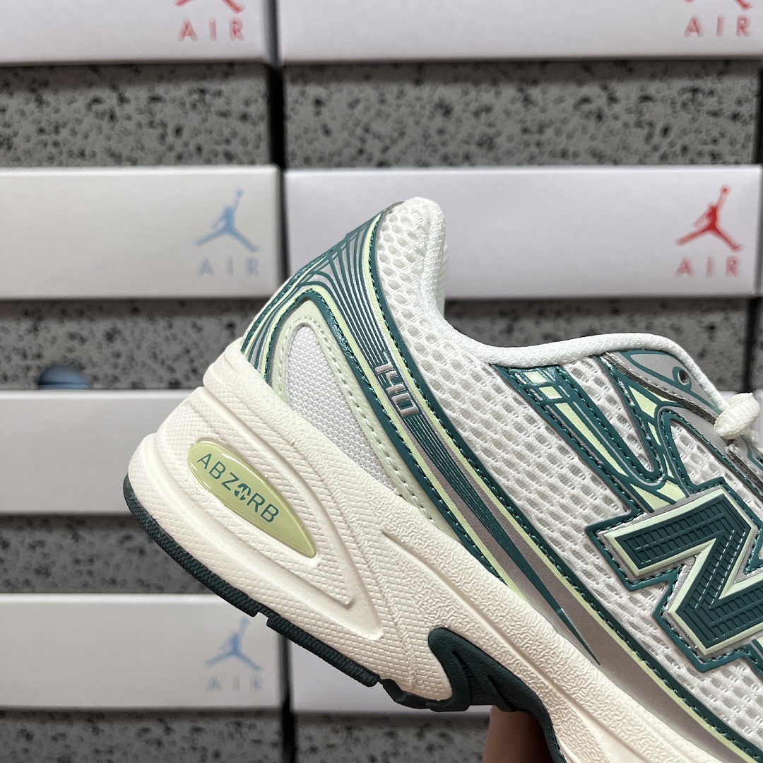 New Balance 740V2 - Image 9
