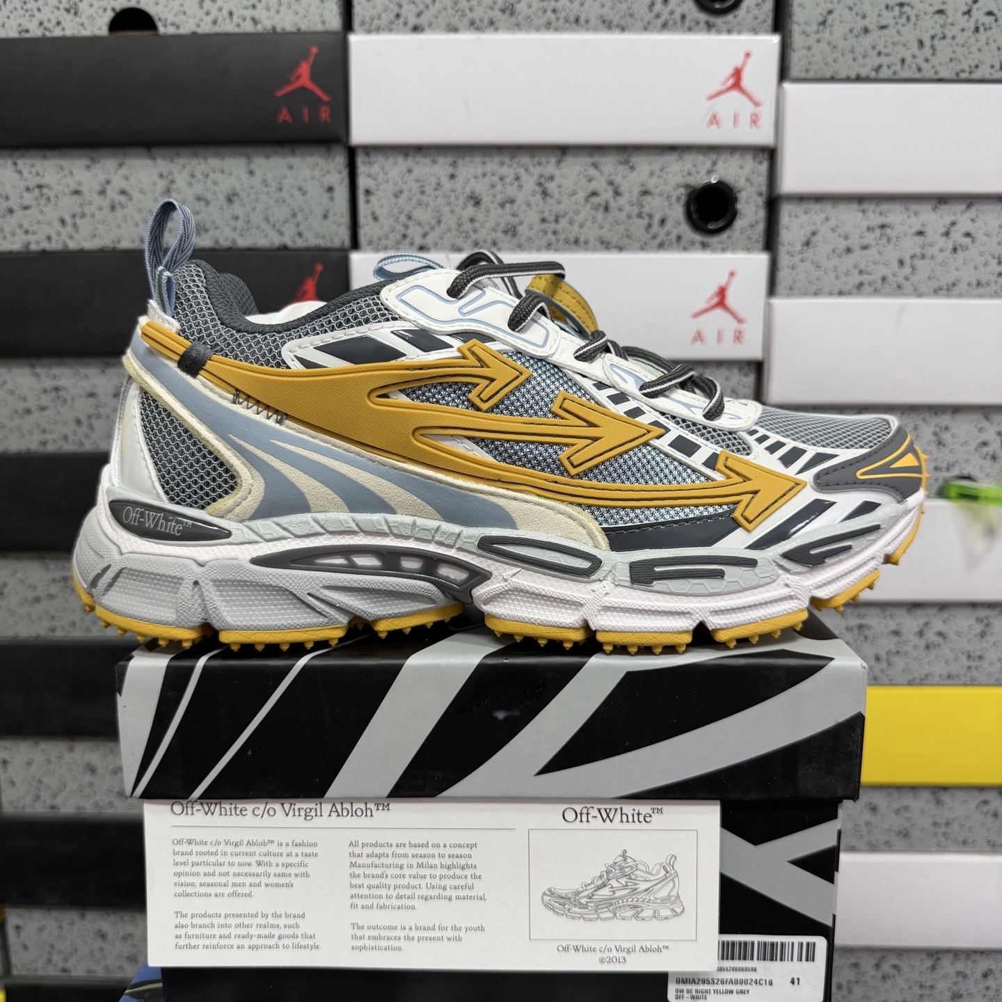 Off-White Be Right Back - Image 11