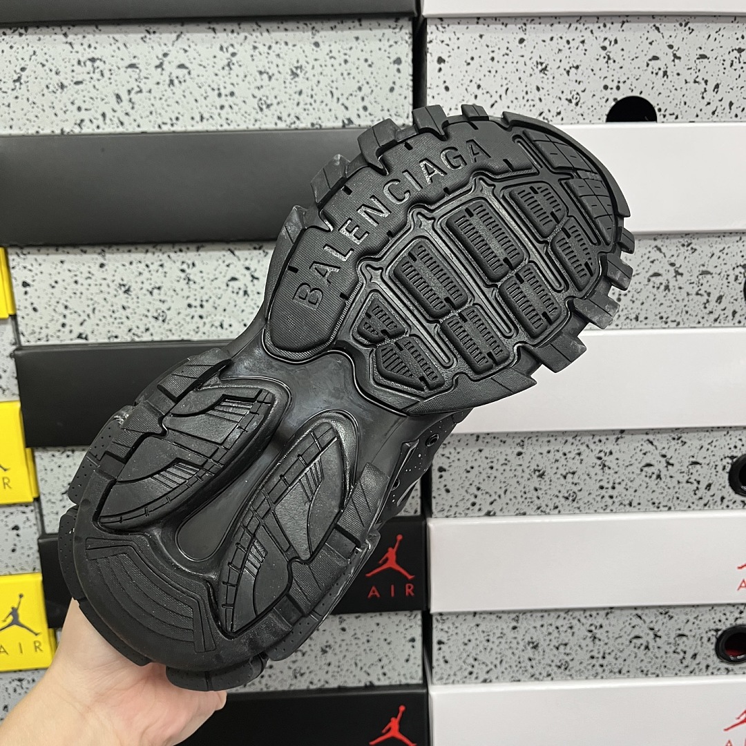 Balenciaga Track - Image 8
