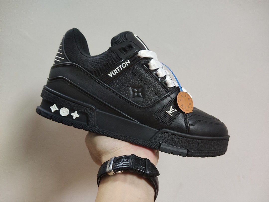 Louis Vuitton LV Trainer Blacck Embossed Monogram - Image 6