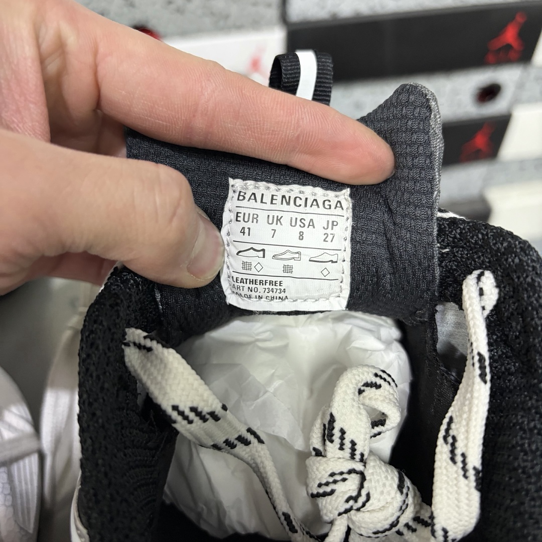 Balenciaga BLCG 3XL - Image 12