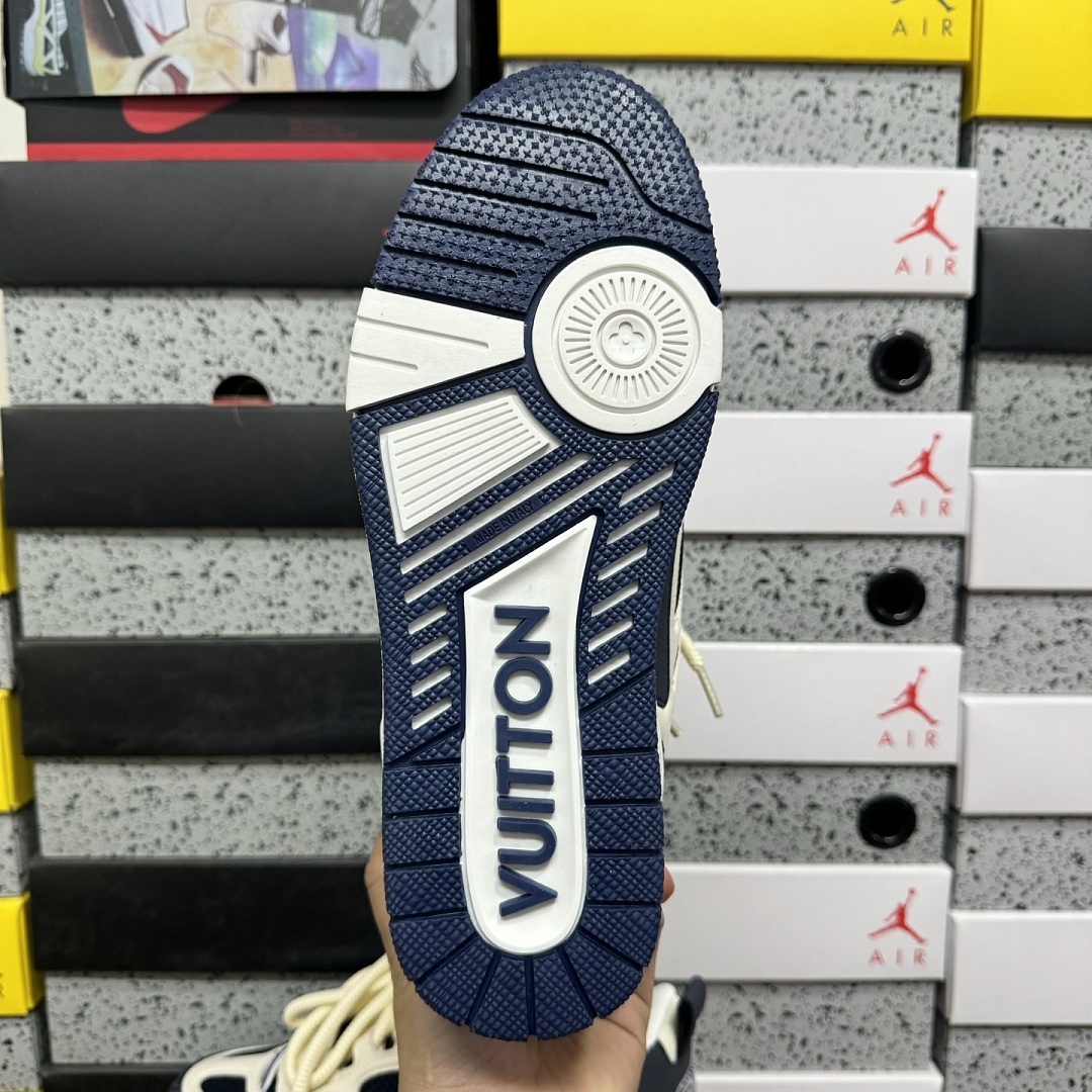 Louis Vuitton Skate Sneaker V3-8 - Image 8