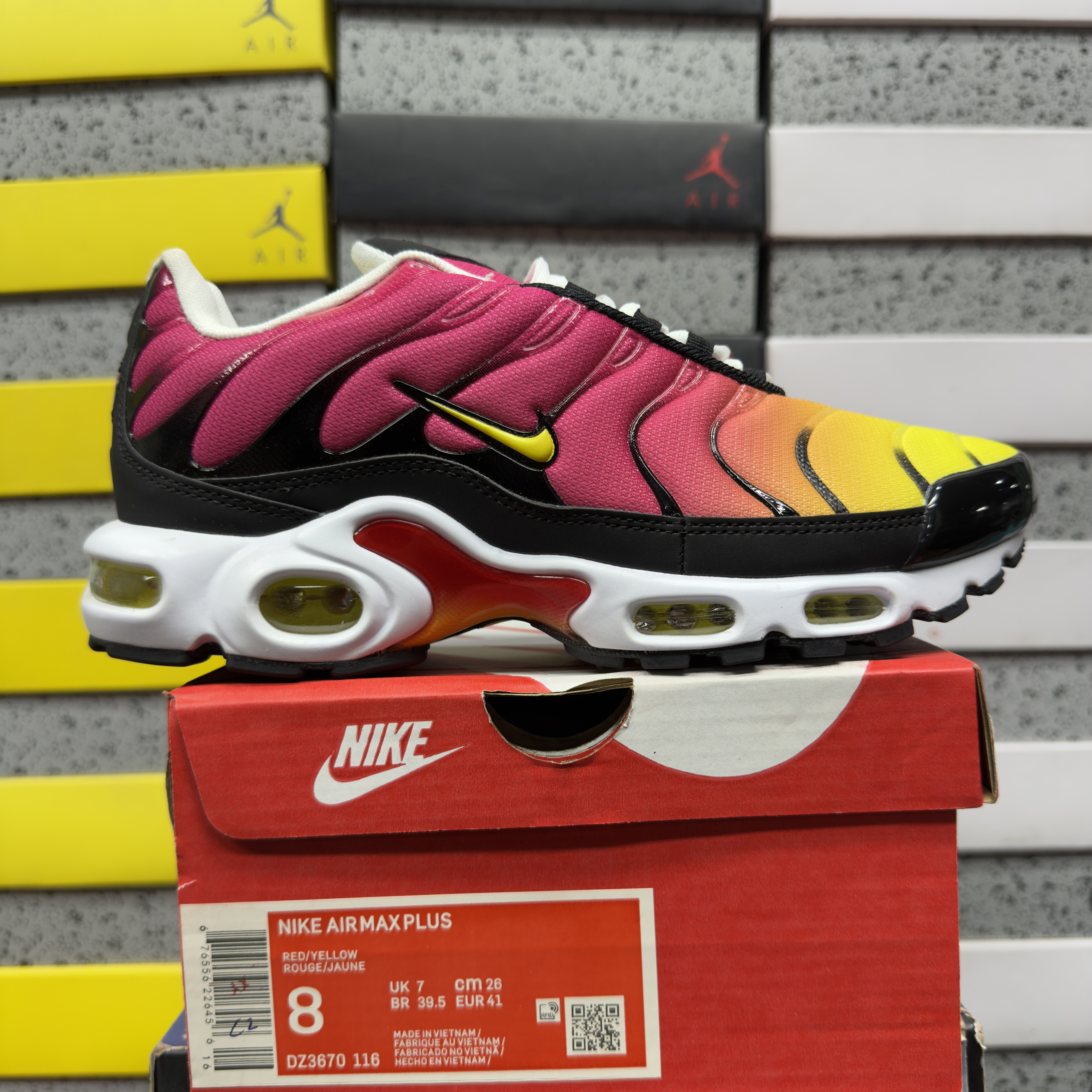 Nike Air Max Plus - Image 10