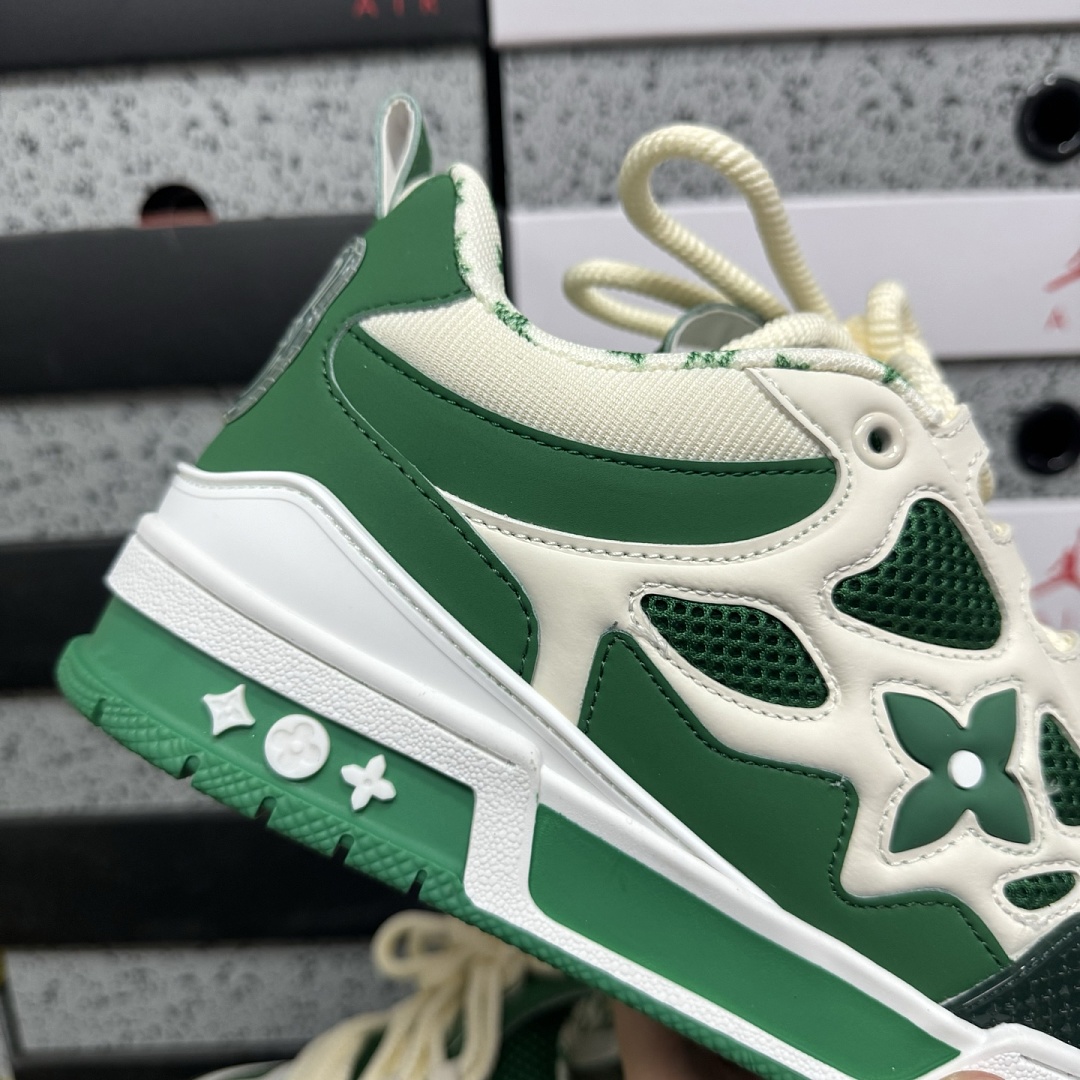 Louis Vuitton Skate Sneaker V3-7 - Image 2