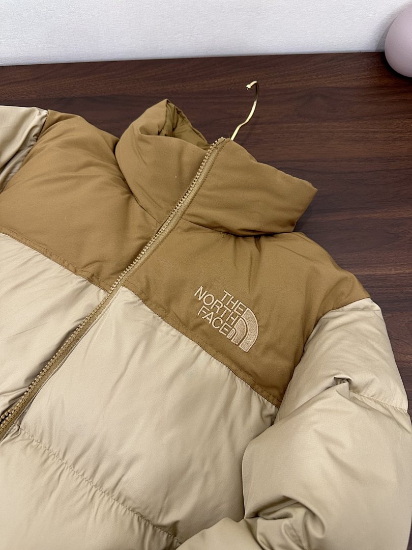 Chanel The North Face 1996 Retro Nuptse 700 Fill Packable Jacket - Image 87