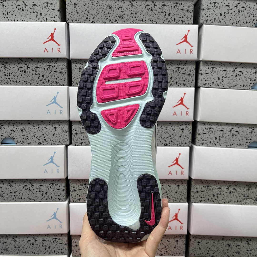 Nike Vomero 18 White Glacier Blue Hyper (Pink) - Image 2