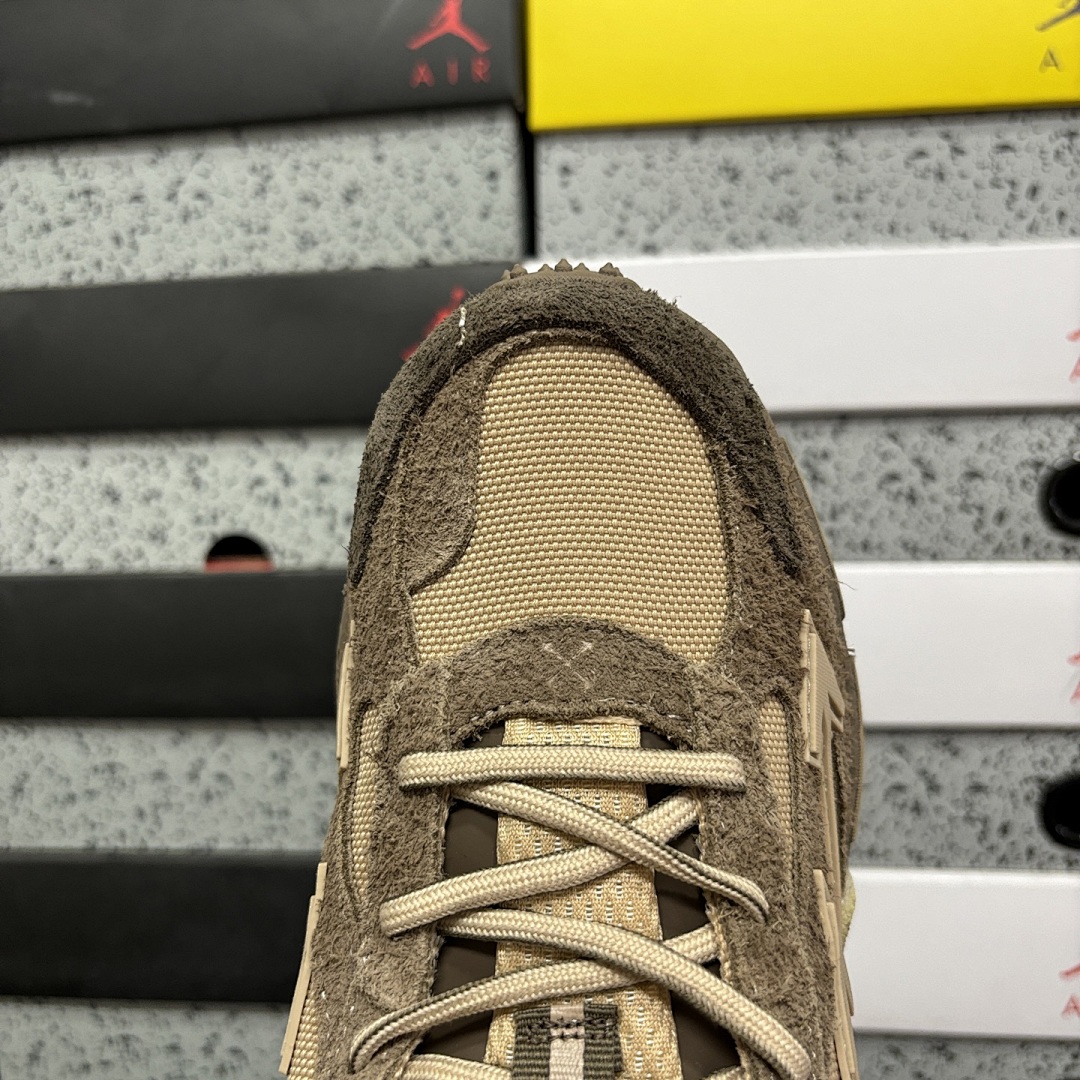 Off-White Be Right Back - Image 10