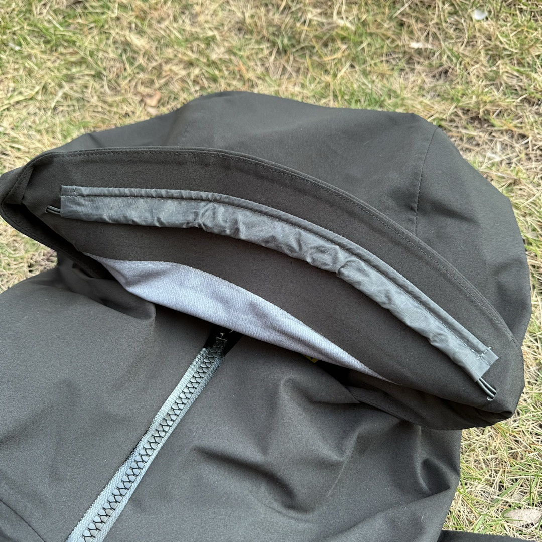 Arc'teryx Alpha Jacket 7 Gen (Black SV) - Image 4