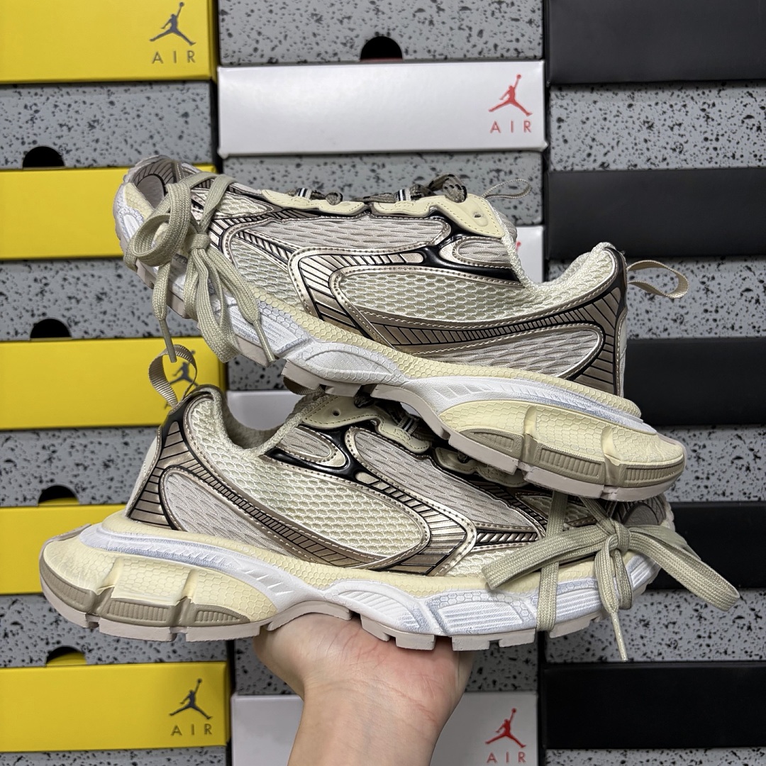 Balenciaga BLCG 3XL - Image 6