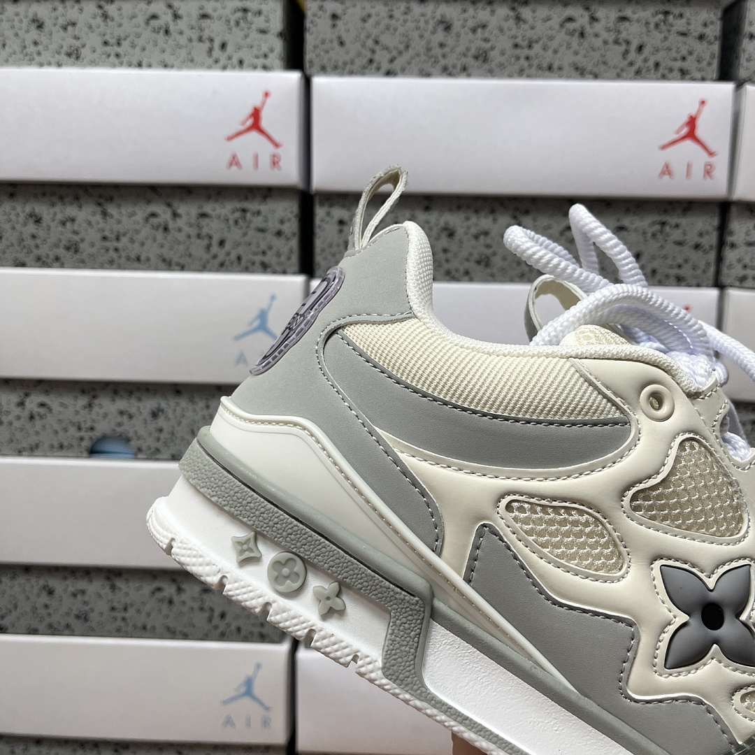 Louis Vuitton Skate Sneaker V3-2 - Image 6