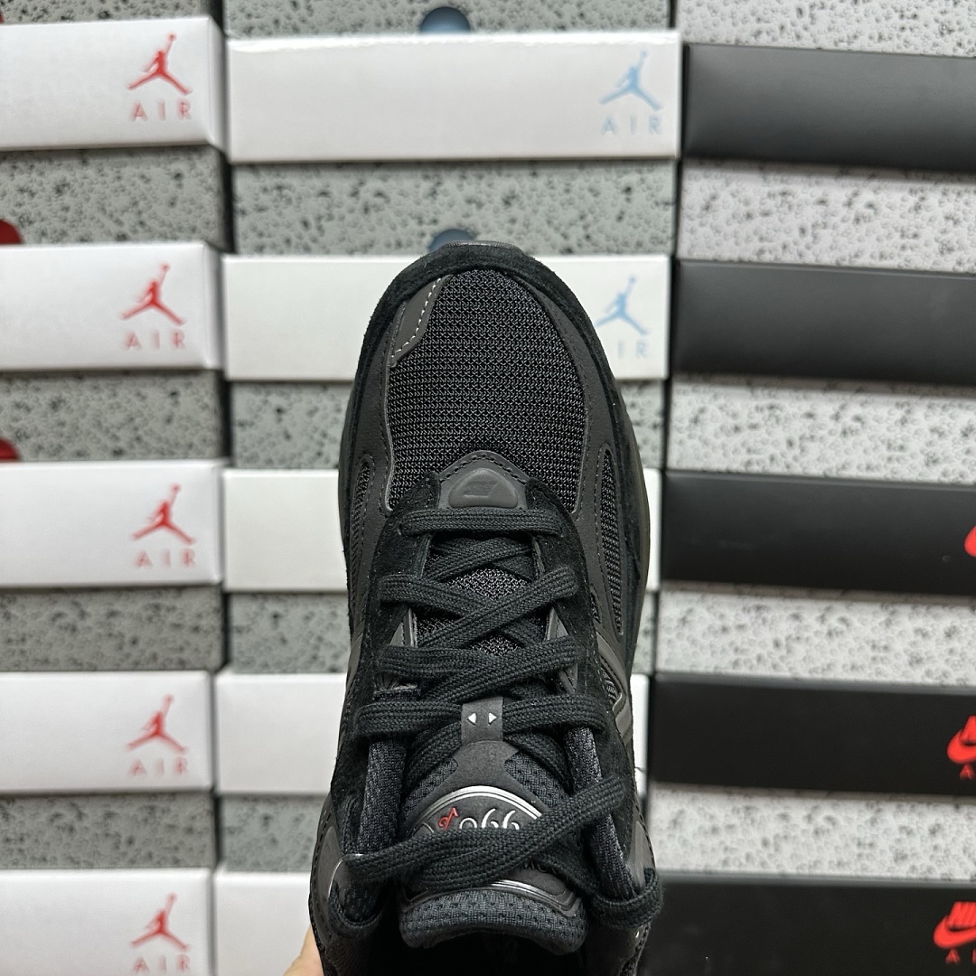New Balance 990V6 (Triple Black) - Image 2