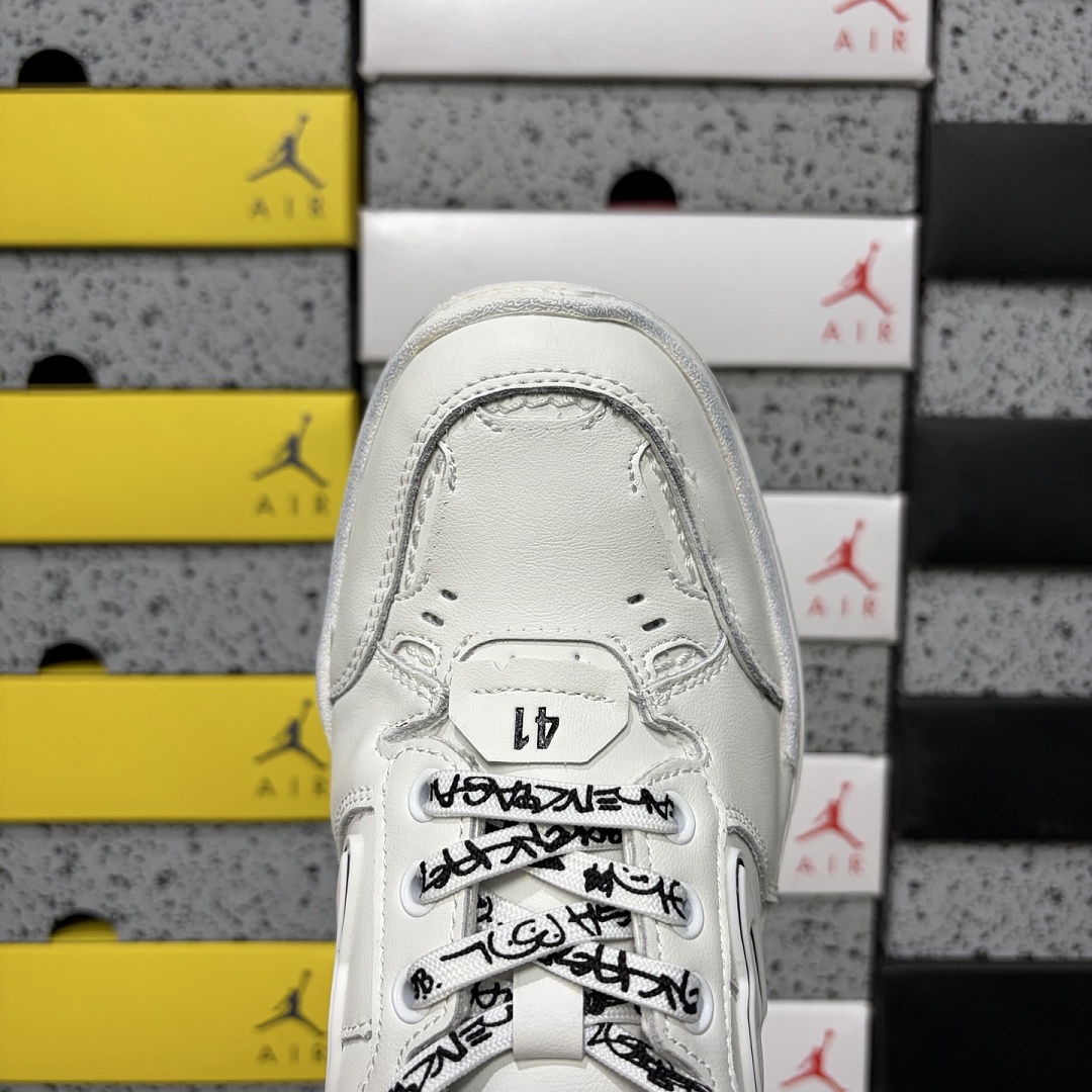 Balenciaga Hamptons Sneakers 9000 - Image 4