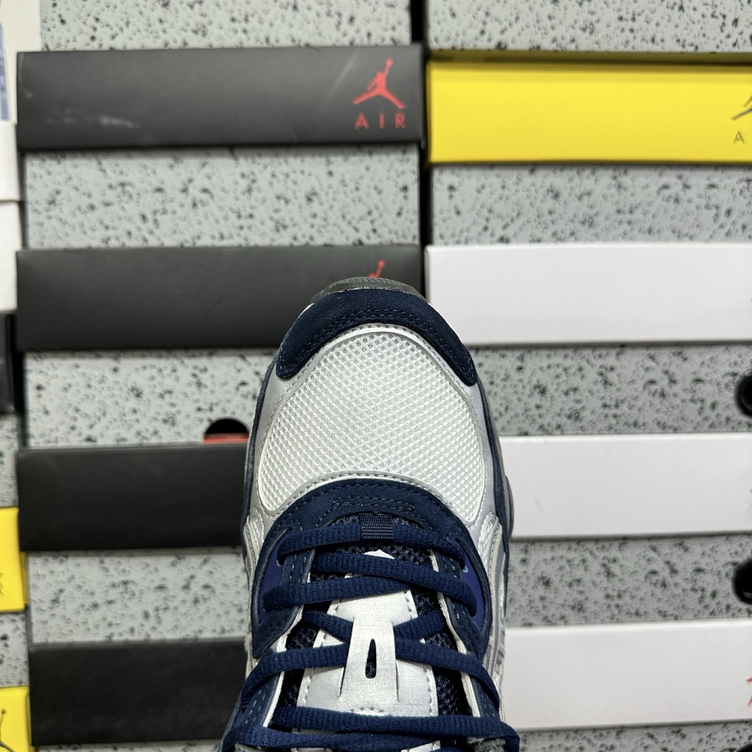 ASICS Gel-NYC Yankees 1201A789-100 - Image 2