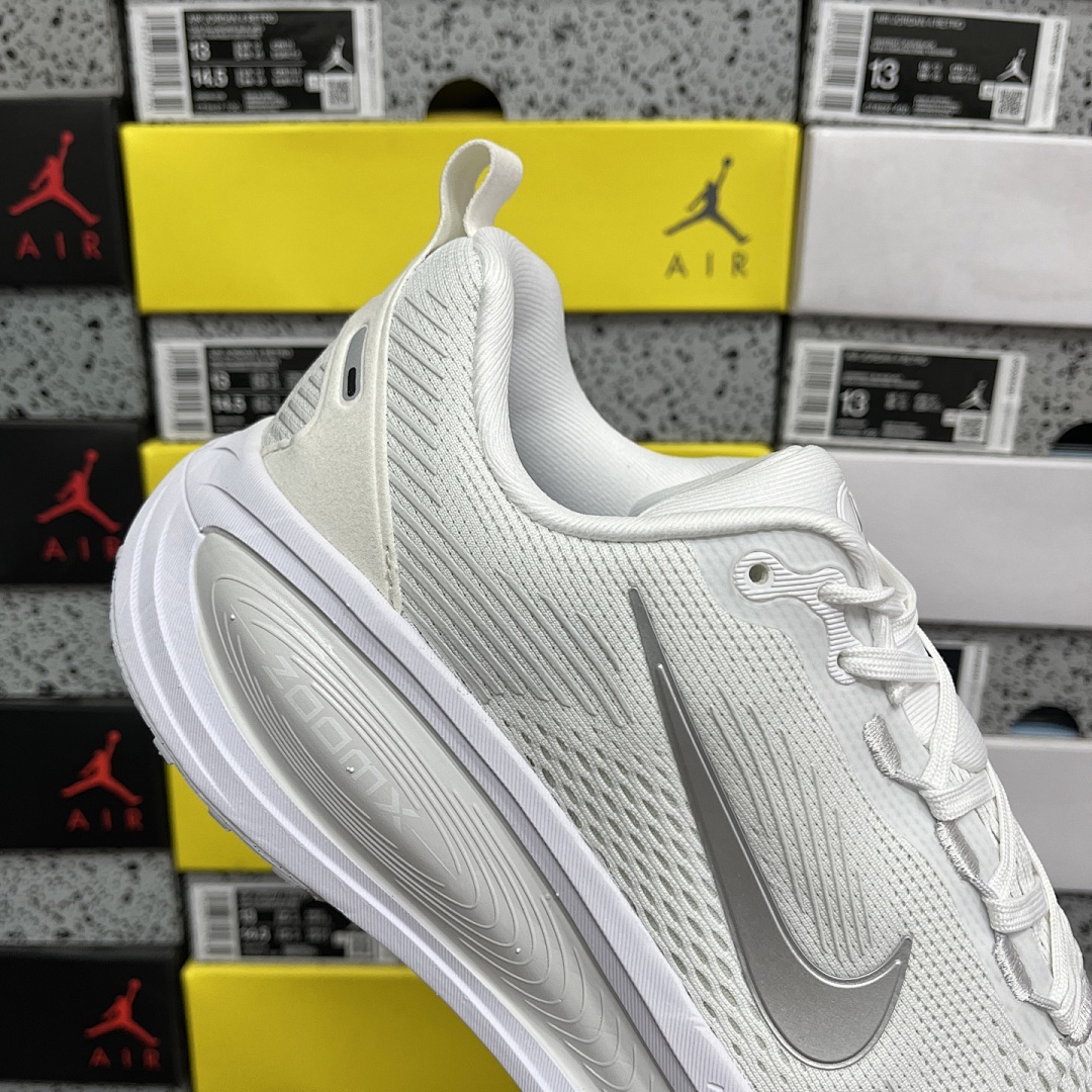 Nike Zoom Vomero - Image 8