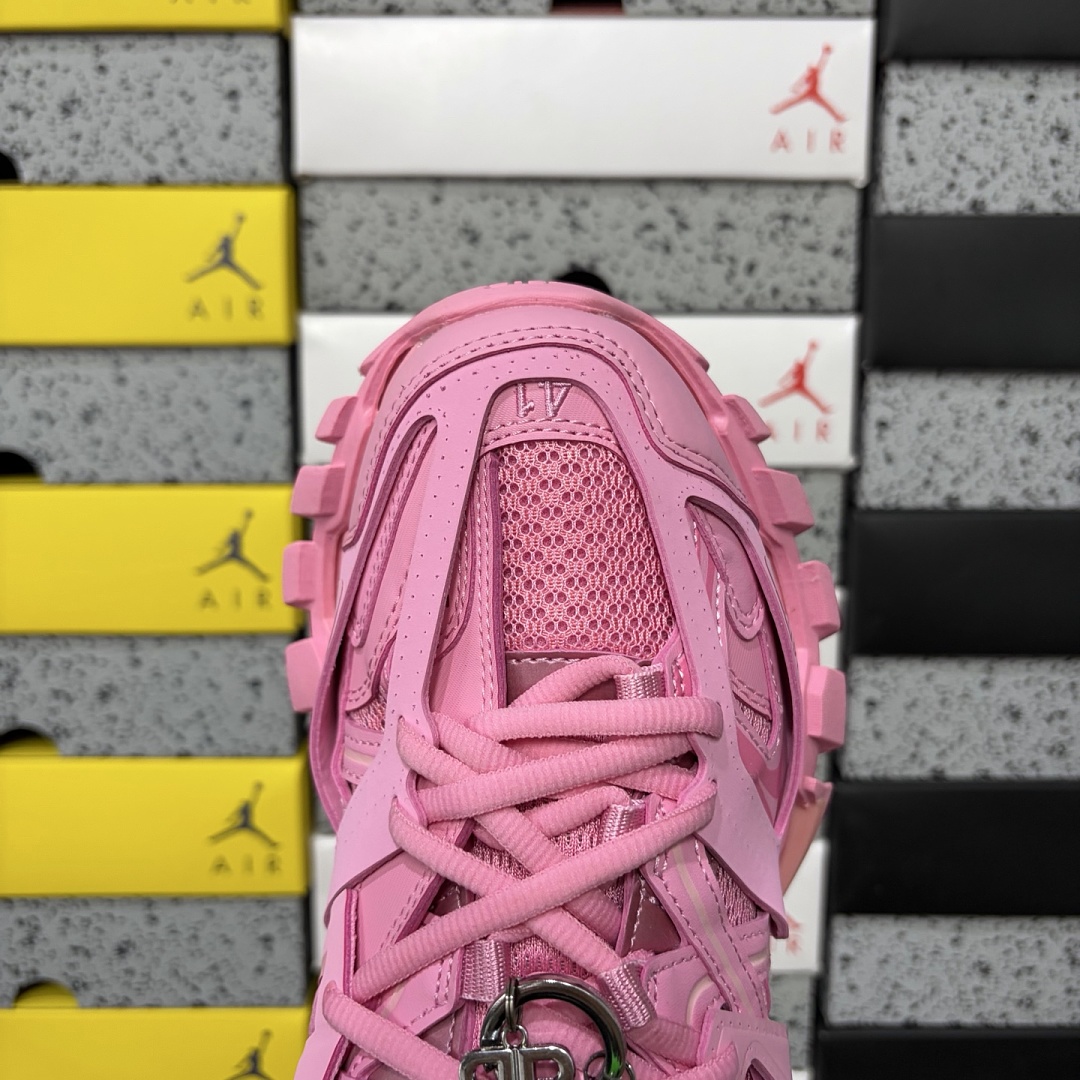 Balenciaga Track - Image 5