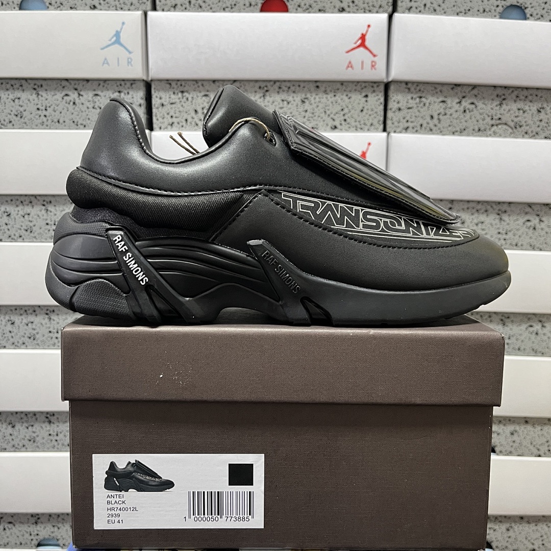 On Running Raf Simons Low Top (Black ANTEI)