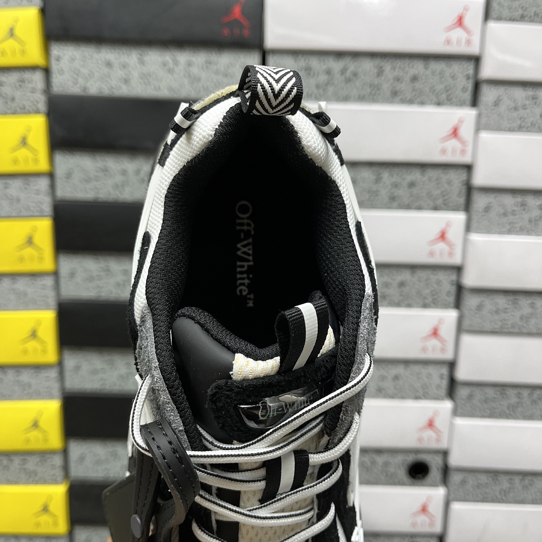 Off-White Be Right Back - Image 7
