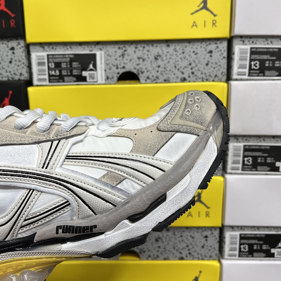 Balenciaga BLCG Runner 7.5 - Image 3