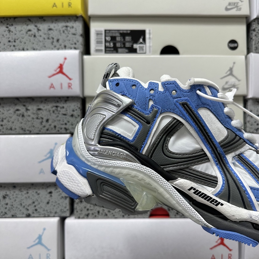 Balenciaga BLCG Runner - Image 7