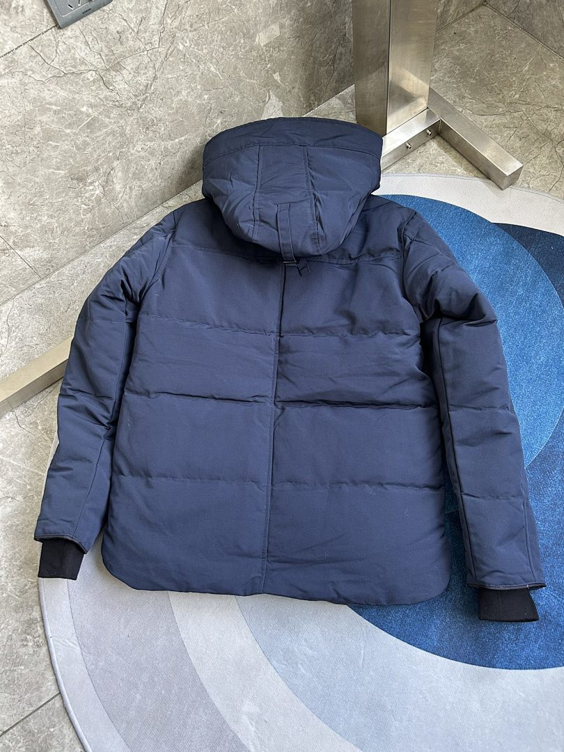 Canada Goose Macmillan Parka Jacket - Image 5