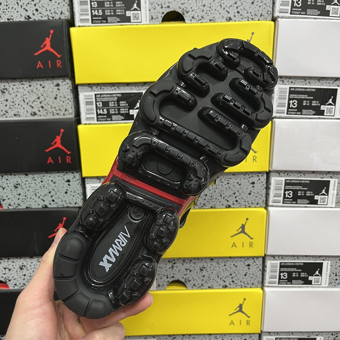 Nike Air VaporMax Plus - Image 7