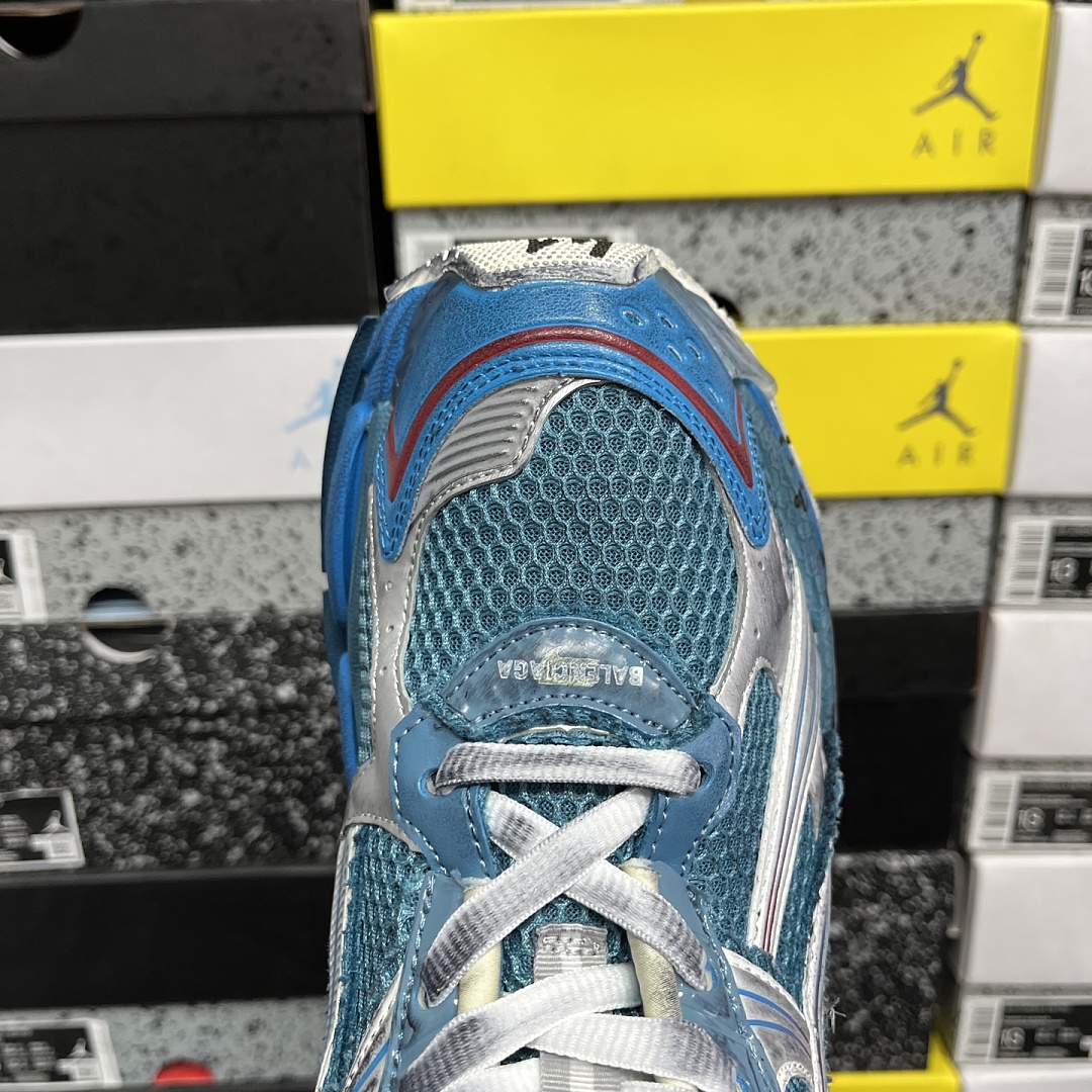 Balenciaga BLCG Runner 7.5 - Image 2