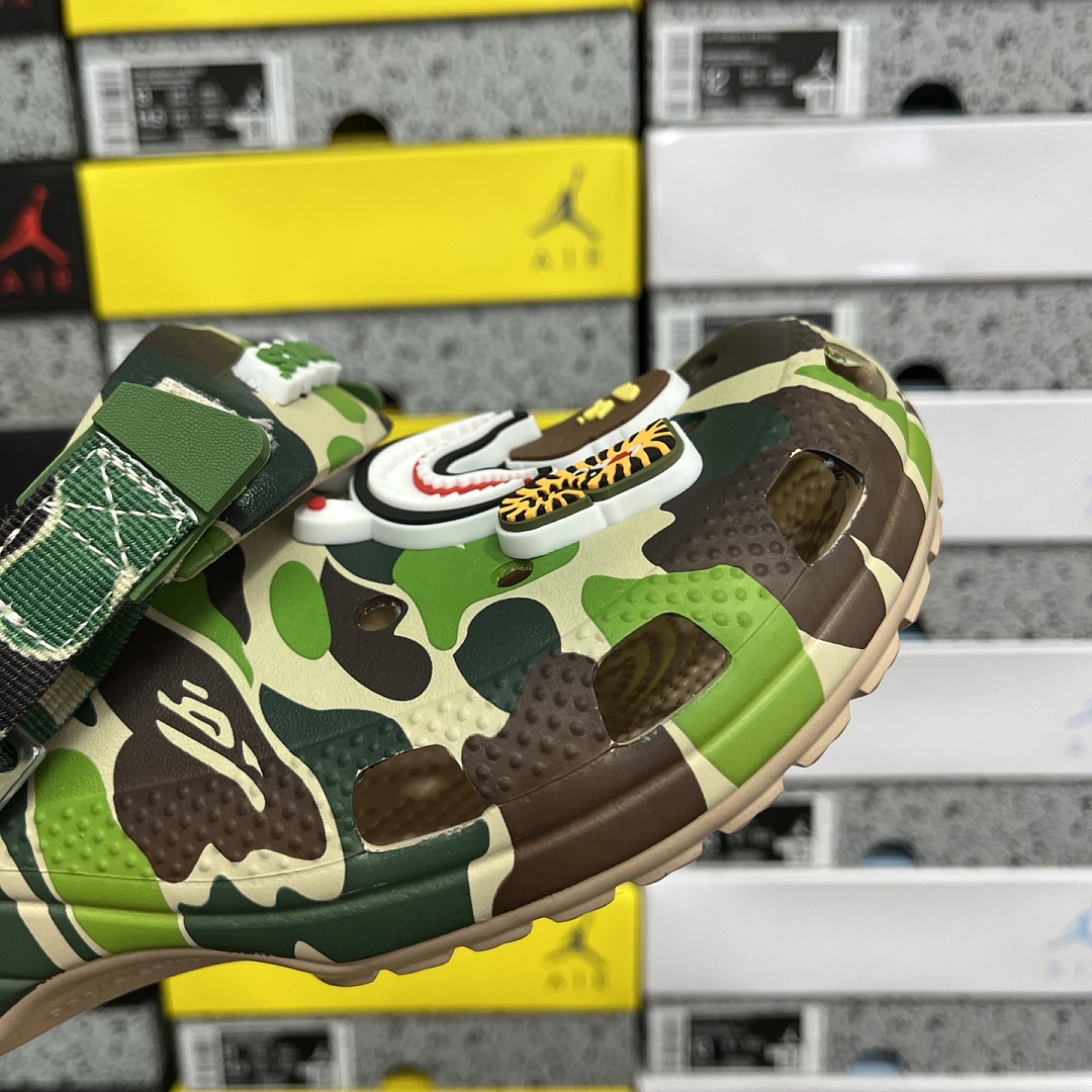 Crocs Classic Clog A Bathing Ape ABC Camo Green Print - Image 10